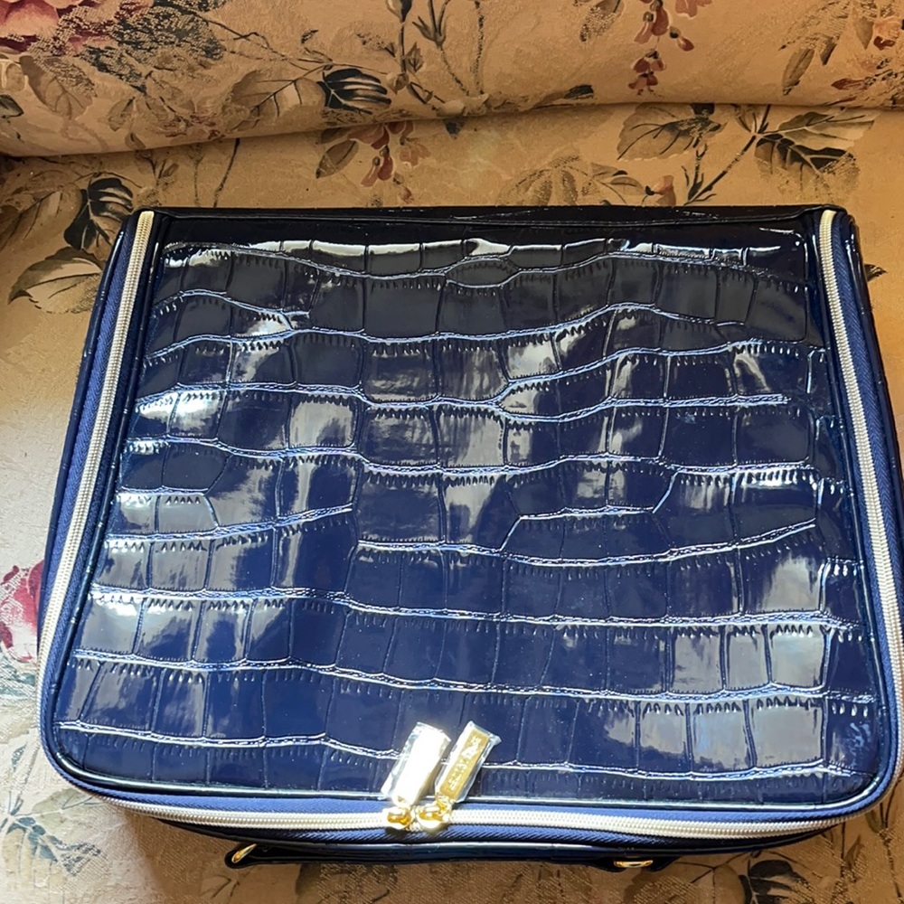 Estee Lauder Cosmetics Bag